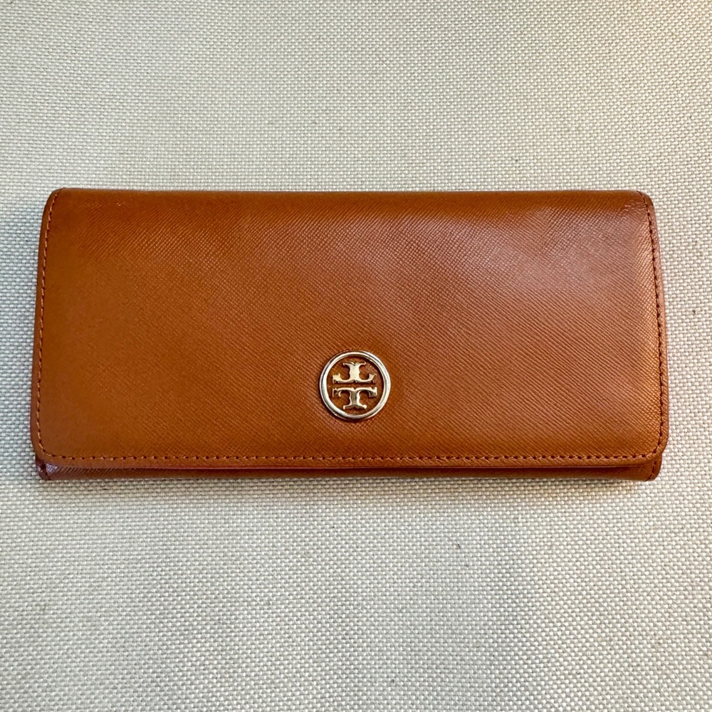 Tory Burch wallet